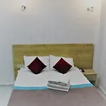 Hotel Divas 2*