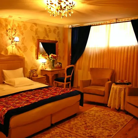 فندق ديفاز 3*