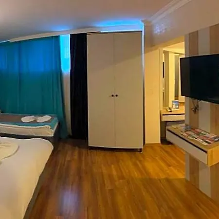 Divas Hotel 2*